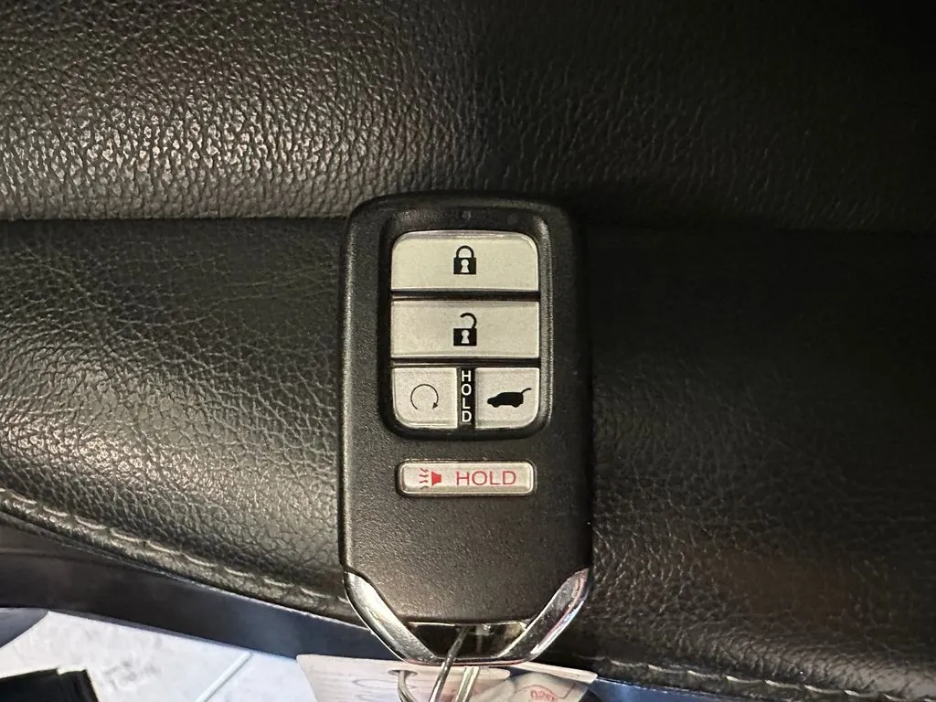 Honda Pilot photo 17