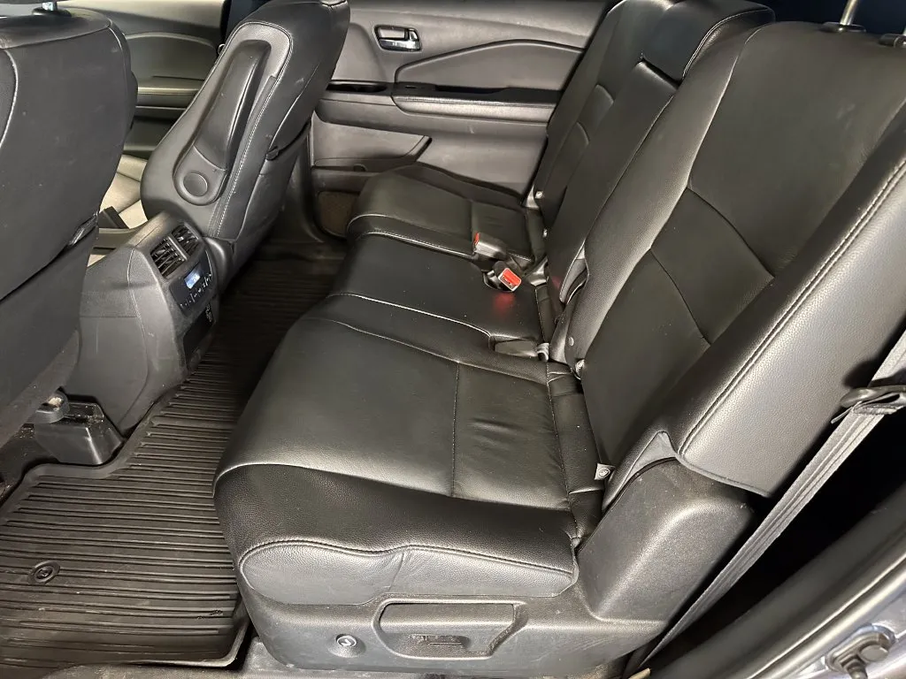 Honda Pilot photo 21