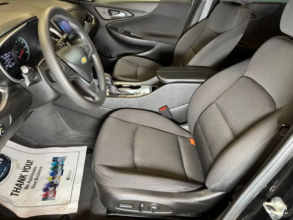 Chevrolet Malibu photo 20