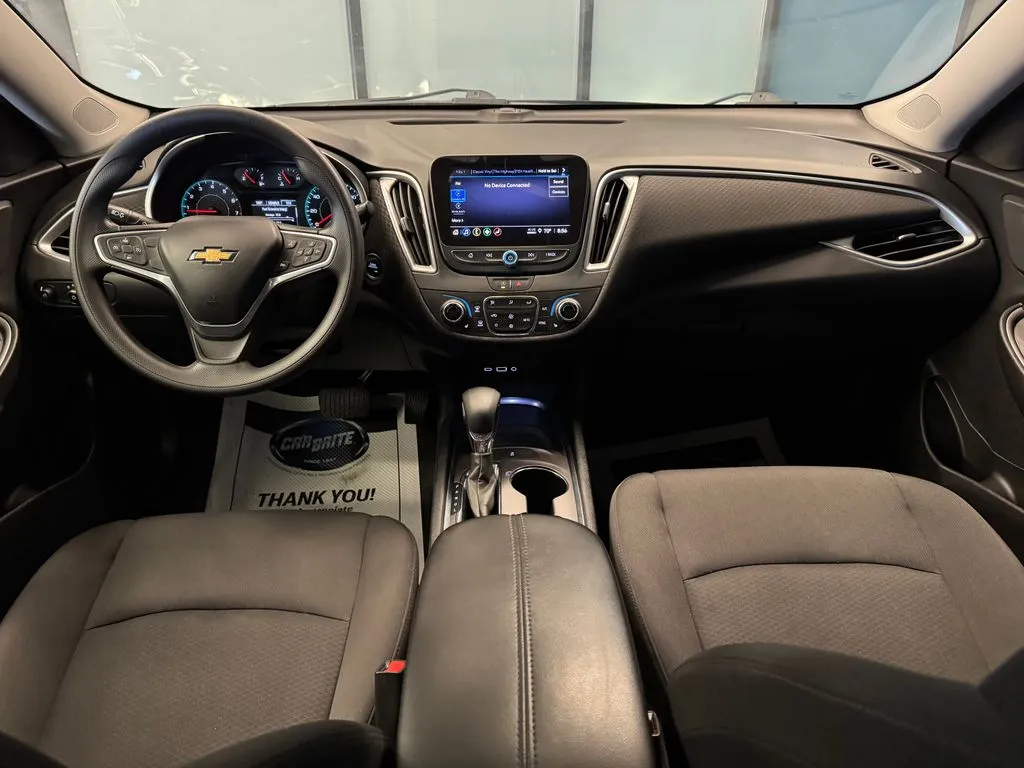 Chevrolet Malibu photo 9