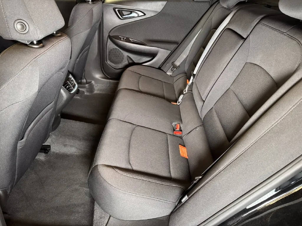 Chevrolet Malibu photo 21
