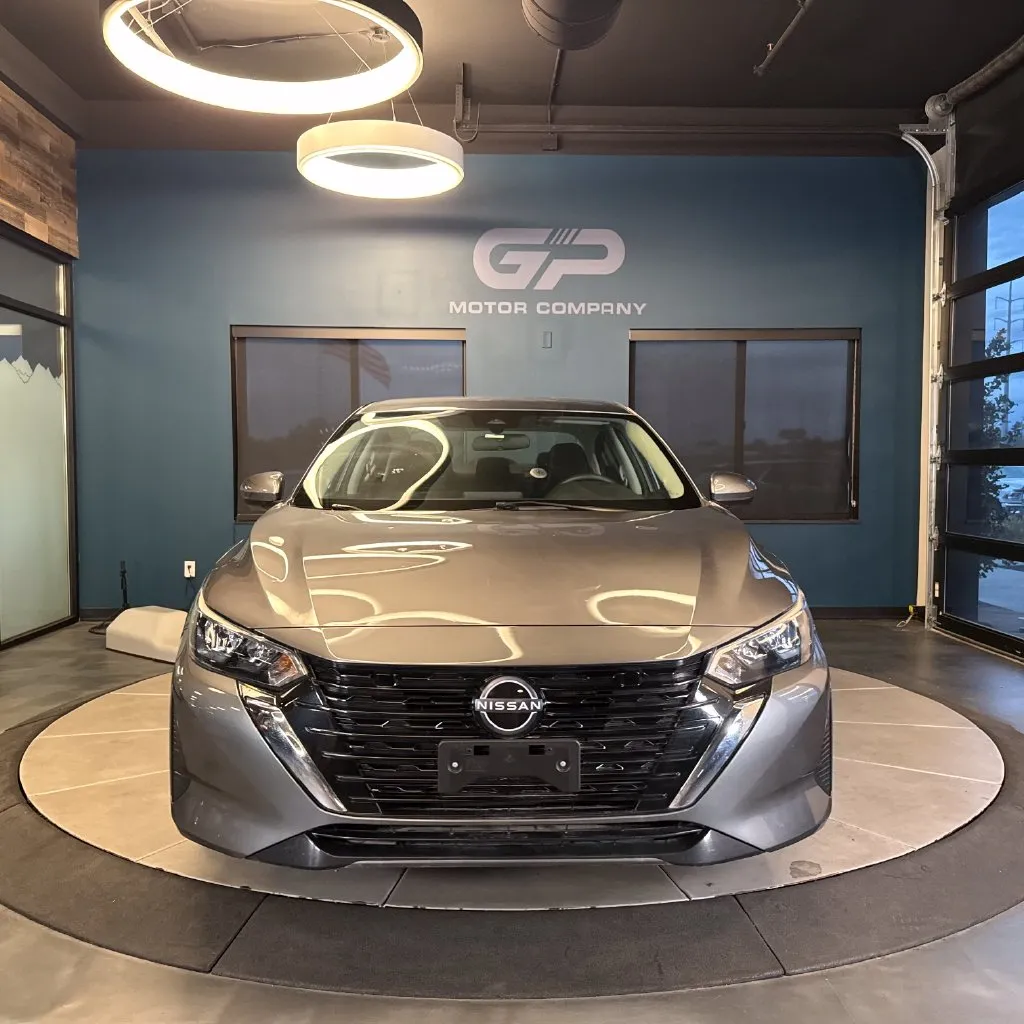 Nissan Sentra photo 8