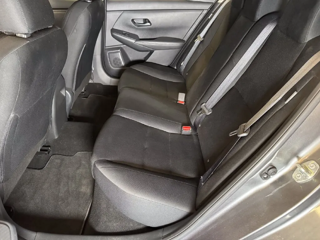 Nissan Sentra photo 21