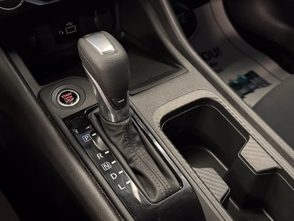 Nissan Sentra photo 16