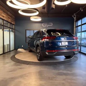 More photos of 2021 Volkswagen Atlas Cross Sport 2.0T SE at GP Motor Company, UT