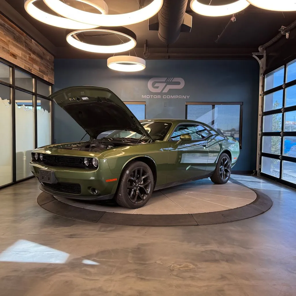 Dodge Challenger photo 22