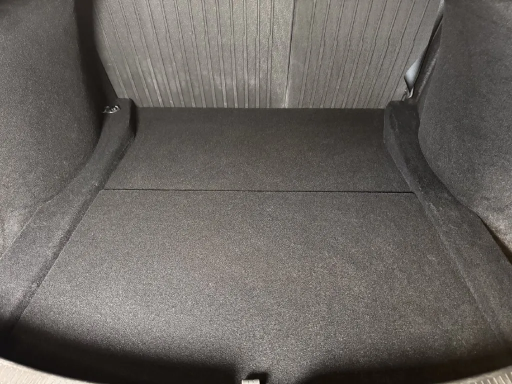 Tesla Model 3 photo 18