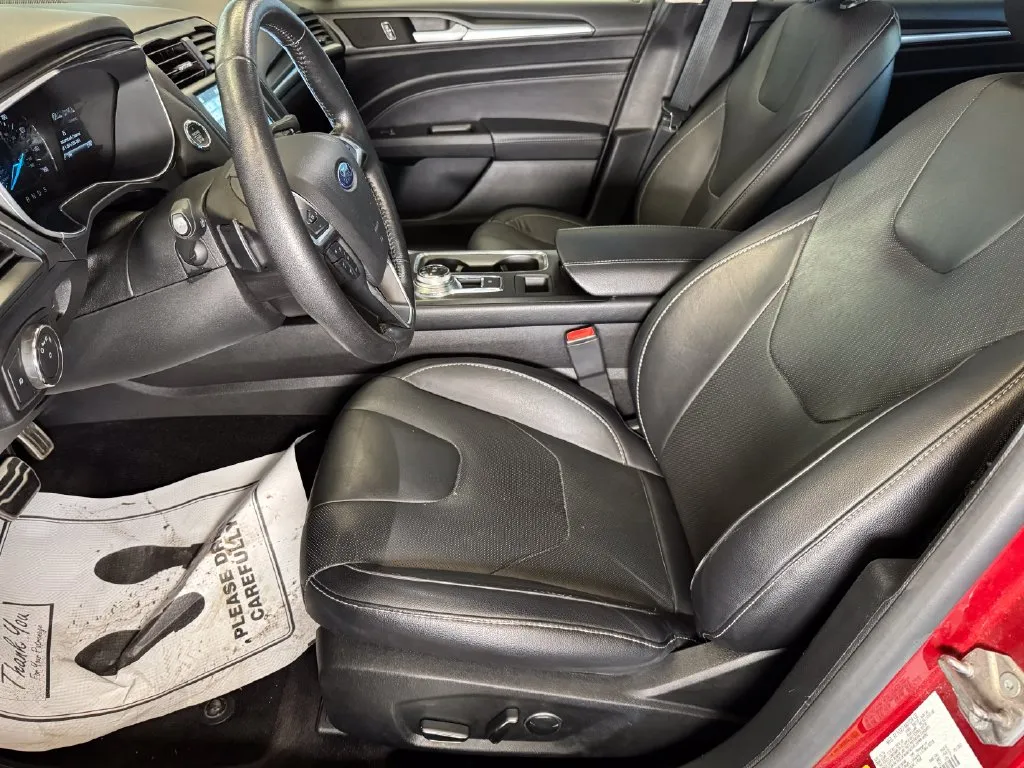 Ford Fusion photo 19