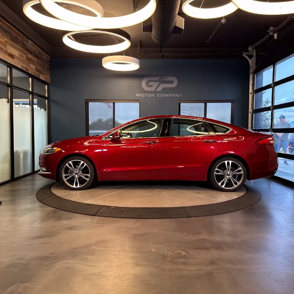Ford Fusion photo 6