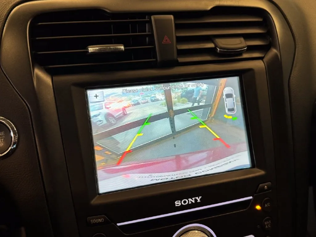 Ford Fusion photo 13