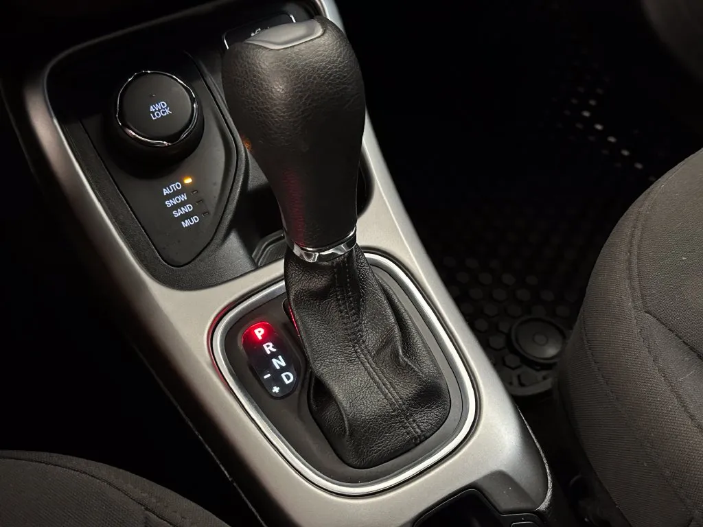 Jeep Compass photo 15