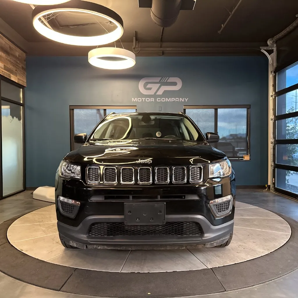 Jeep Compass photo 8