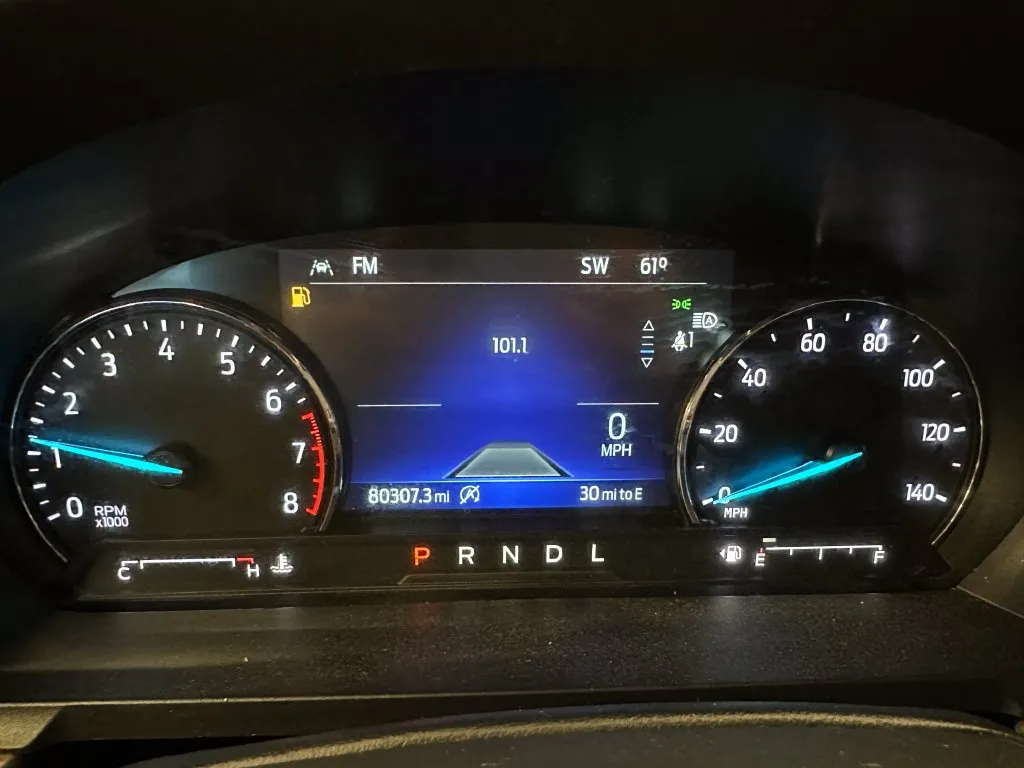 Ford Explorer photo 10