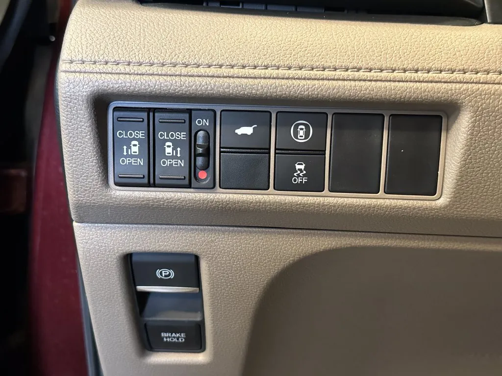 Honda Odyssey photo 17