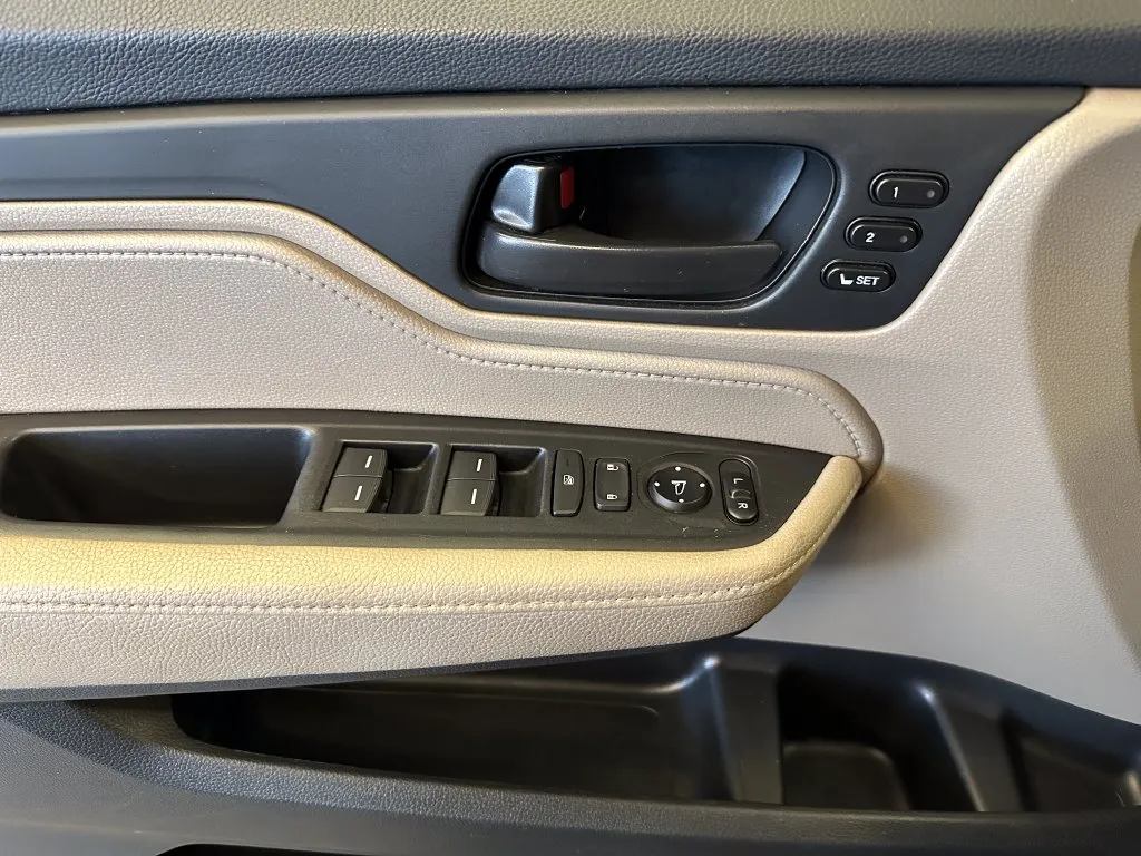 Honda Odyssey photo 18