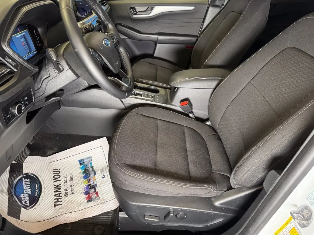 Ford Escape photo 20