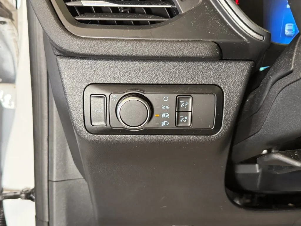 Ford Escape photo 18