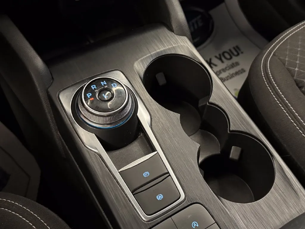 Ford Escape photo 16