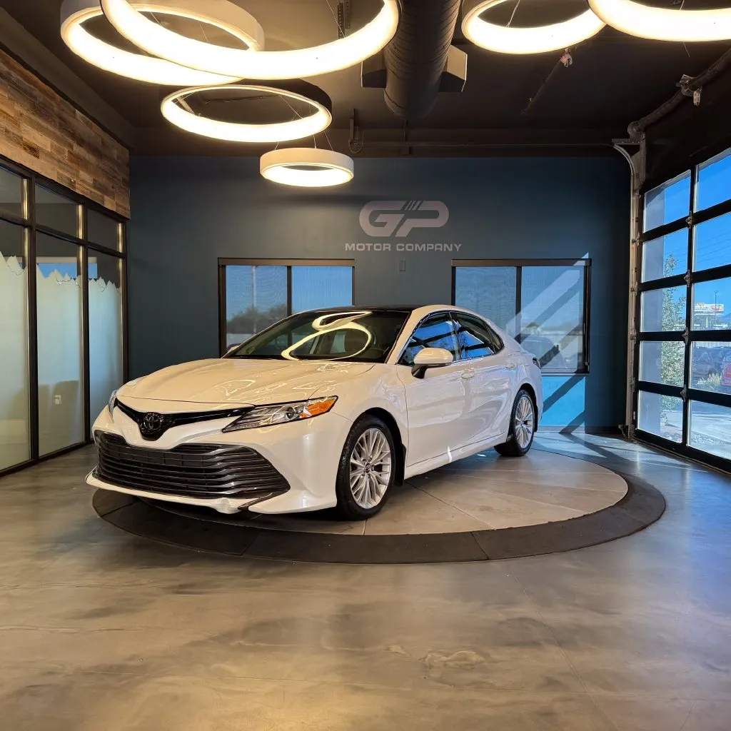 Toyota Camry photo 7