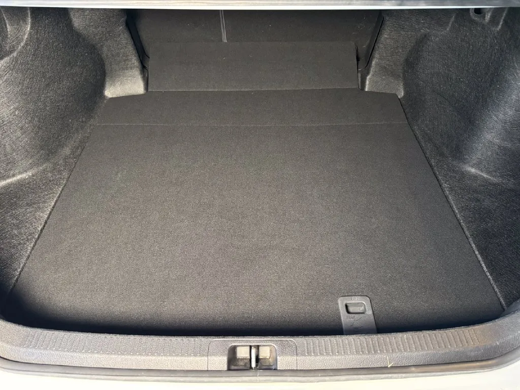 Toyota Camry photo 23
