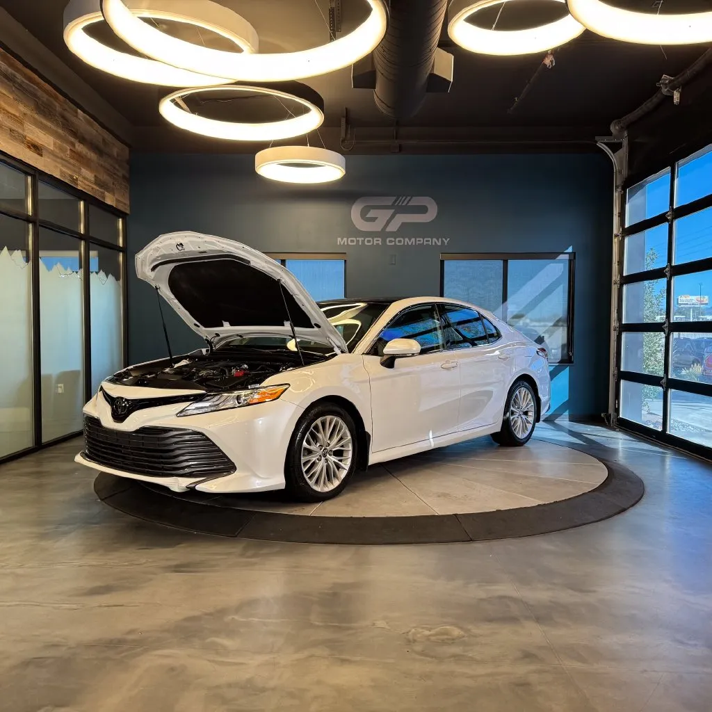 Toyota Camry photo 25