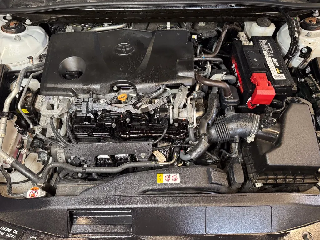 Toyota Camry photo 24