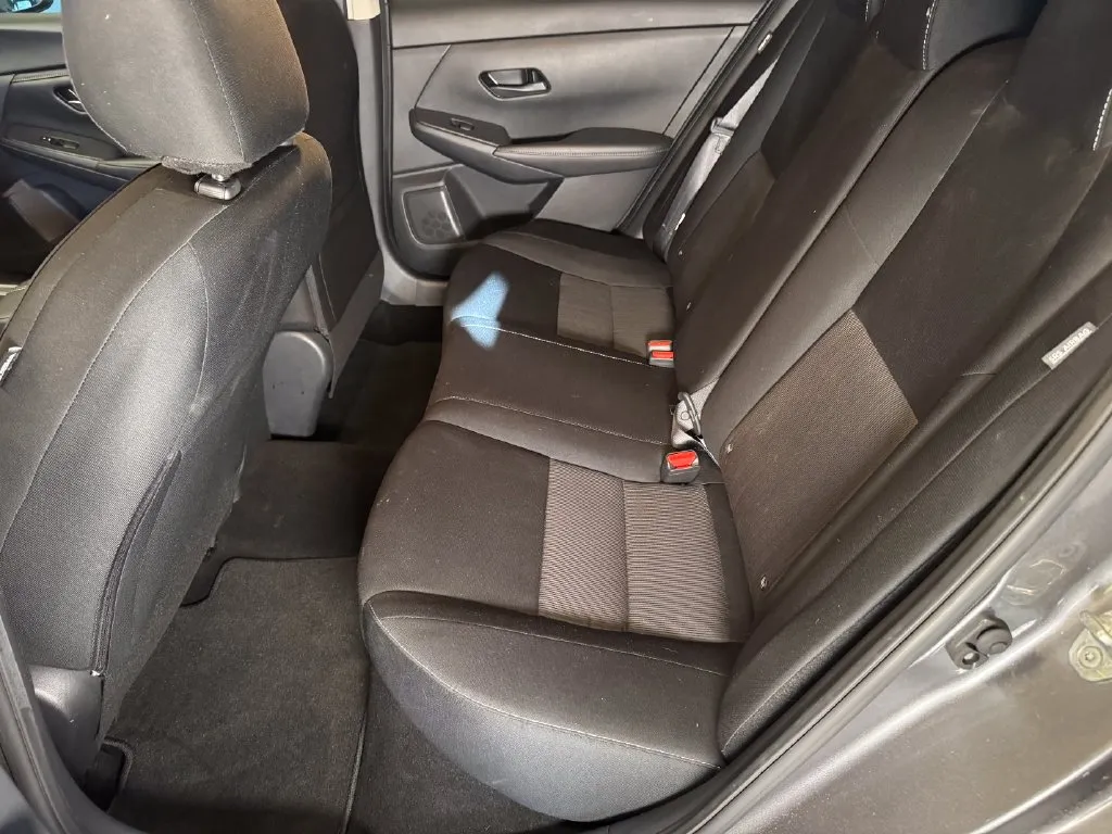 Nissan Sentra photo 21