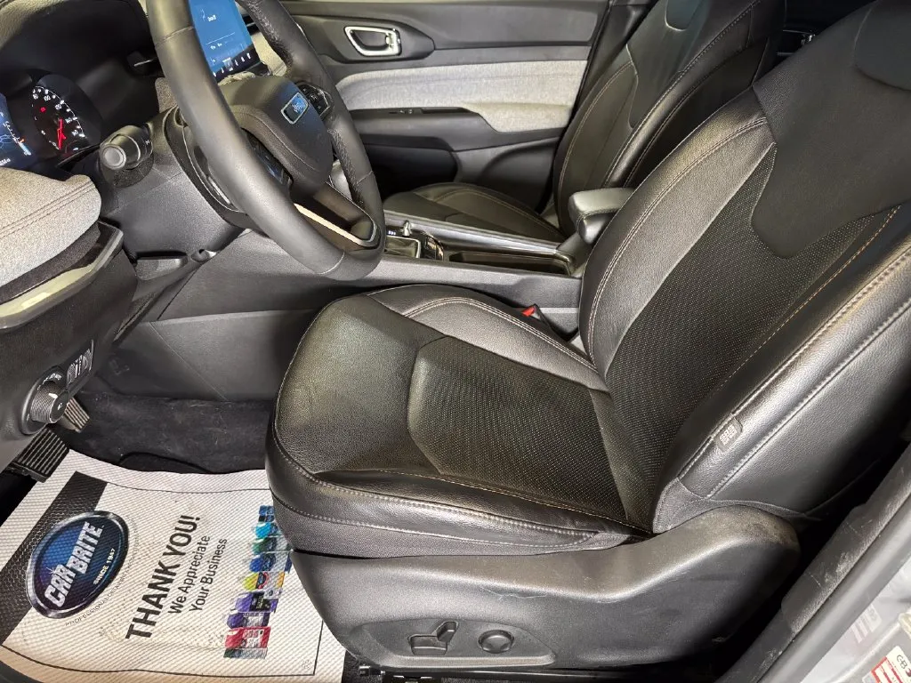 Jeep Compass photo 20