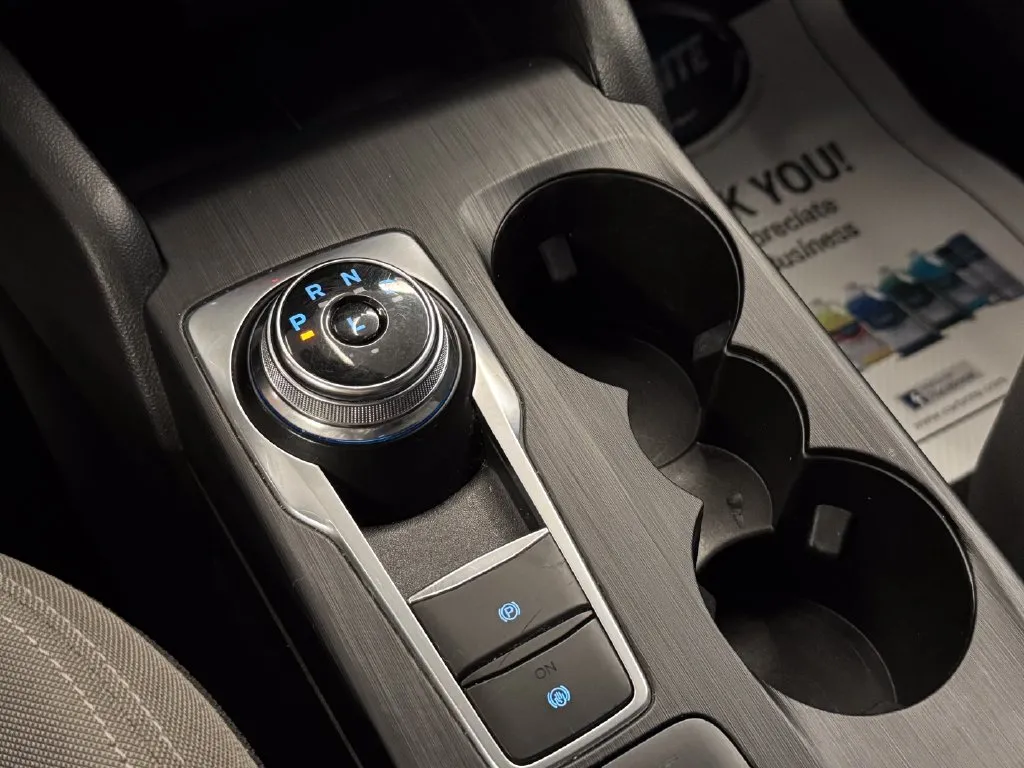 Ford Escape photo 16