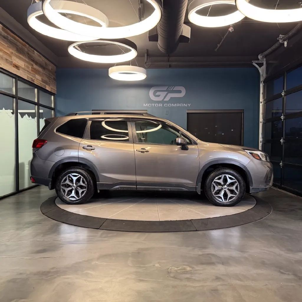 Subaru Forester photo 2