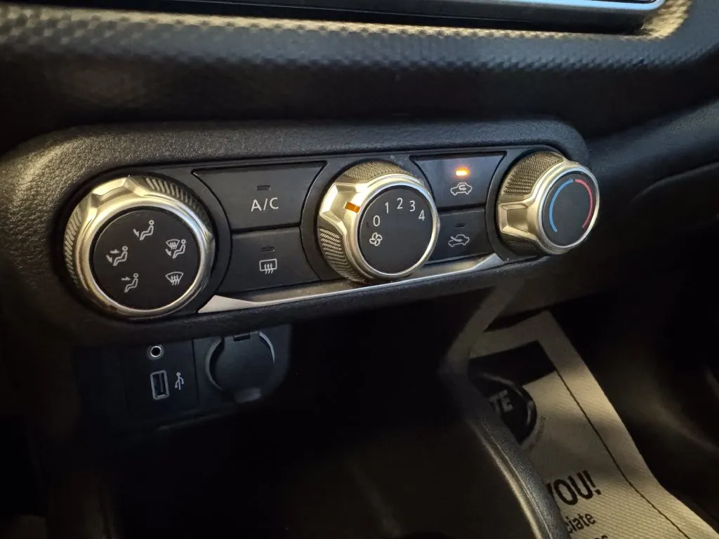 Nissan Kicks photo 15
