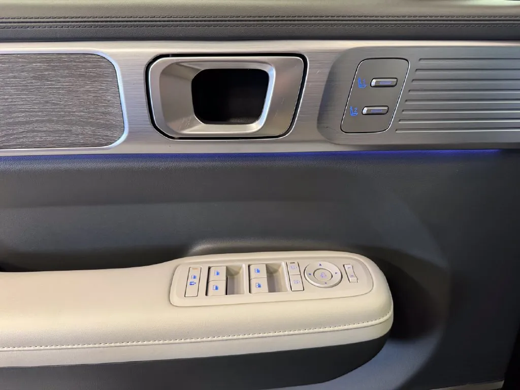 Hyundai Santa Fe photo 19