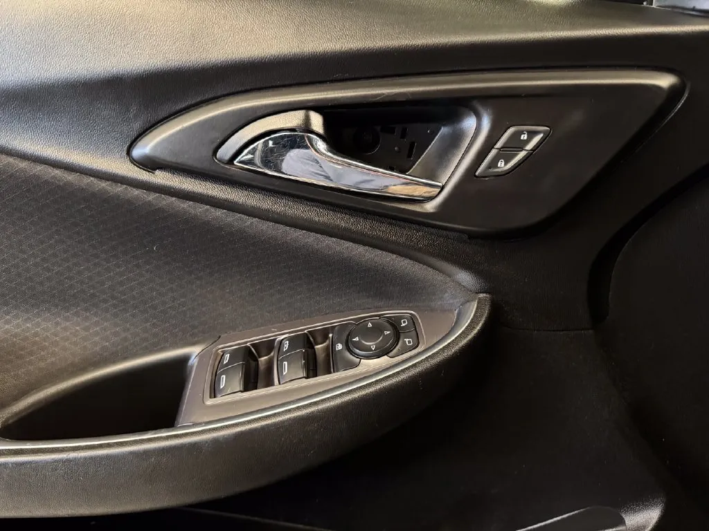 Chevrolet Malibu photo 19
