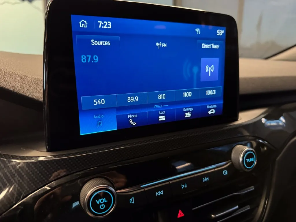 Ford Escape photo 13