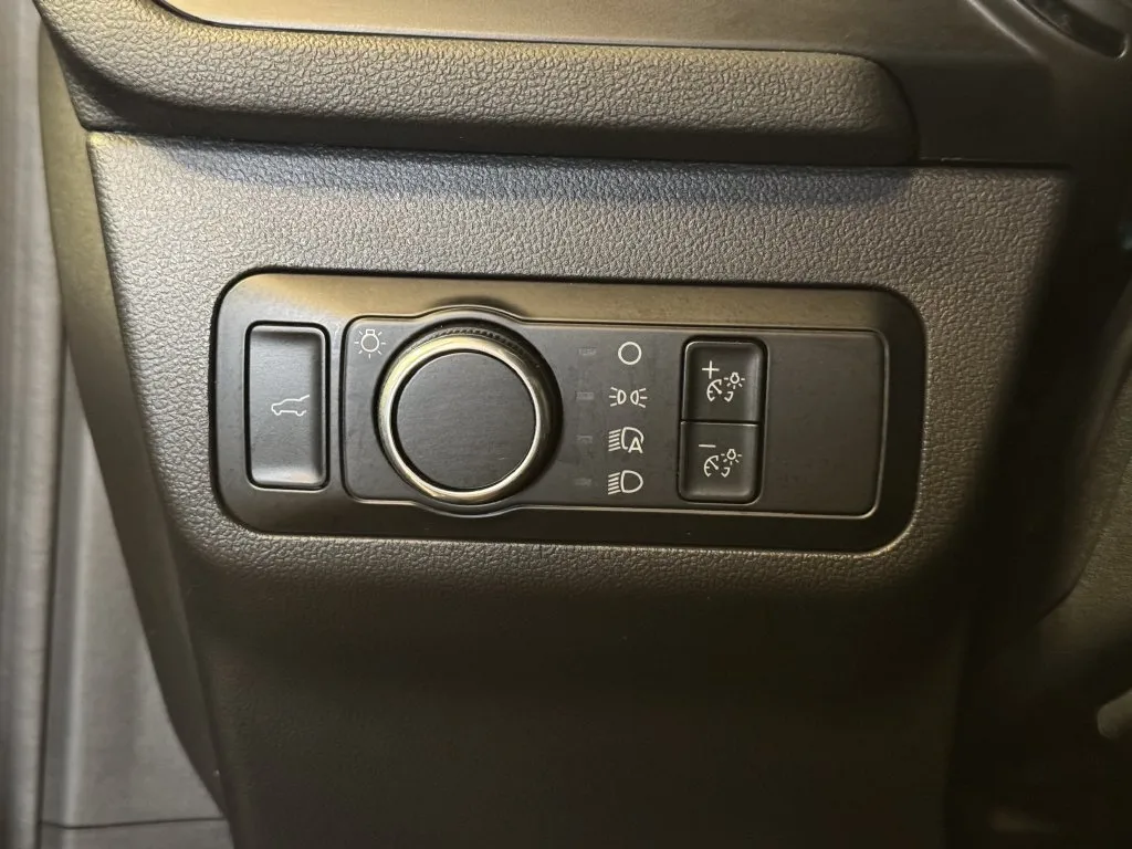 Ford Escape photo 18