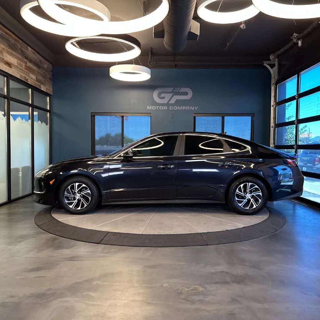 Hyundai Sonata photo 6