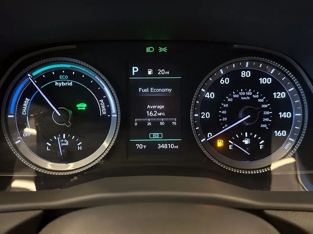 Hyundai Sonata photo 10