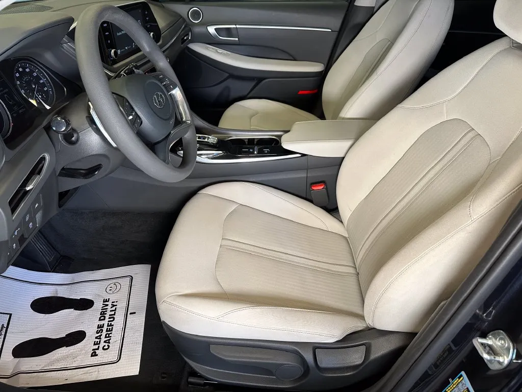 Hyundai Sonata photo 19