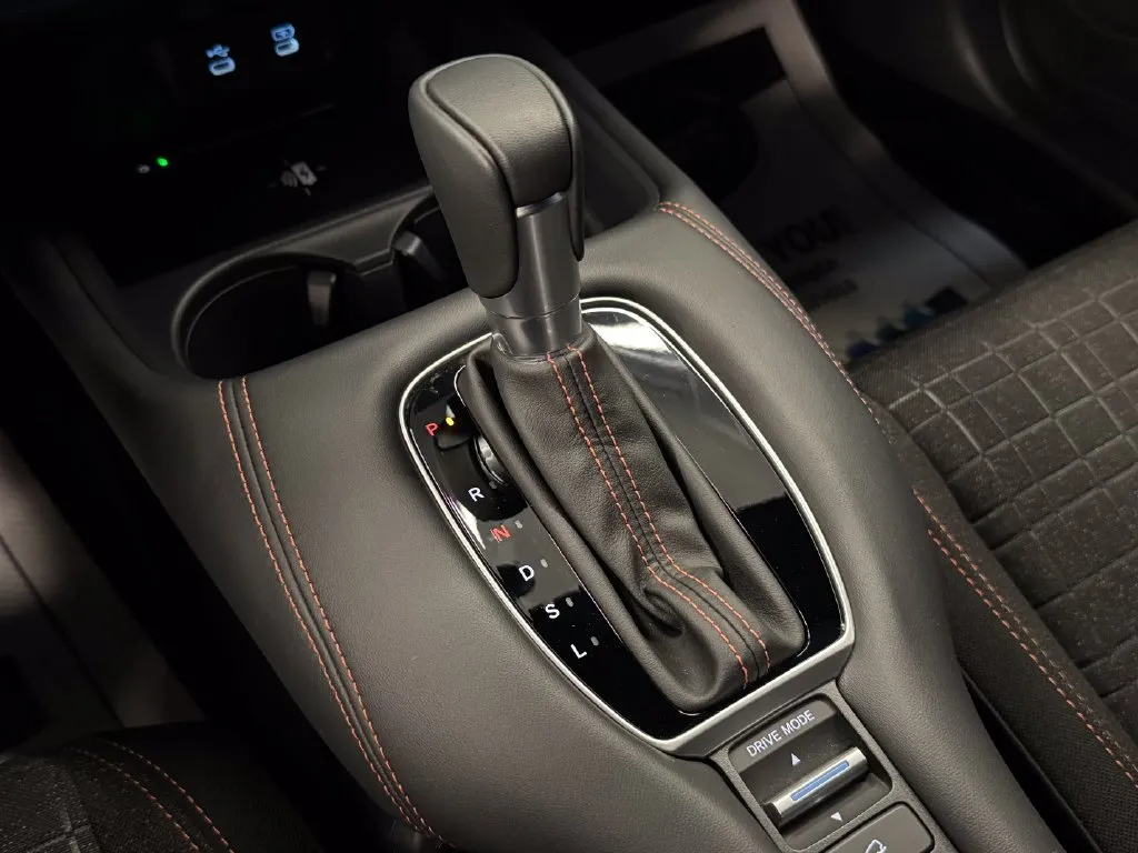 Honda HR-V photo 16