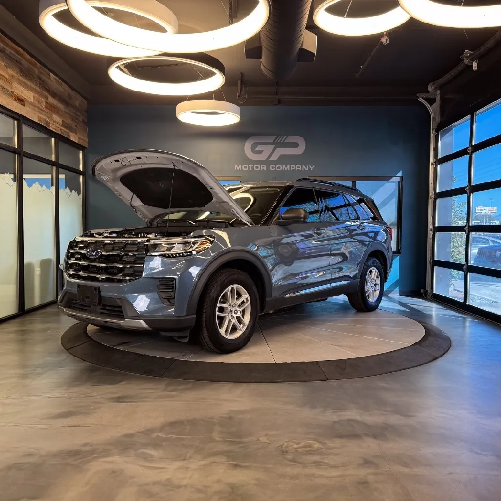 Ford Explorer photo 25