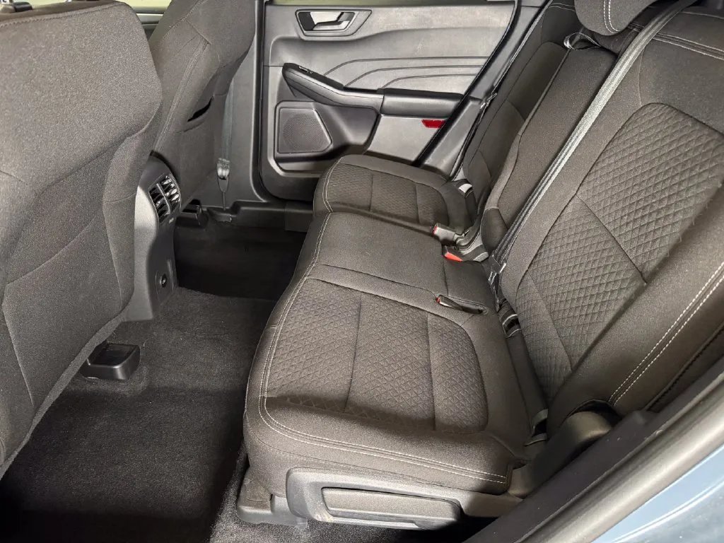 Ford Escape photo 21