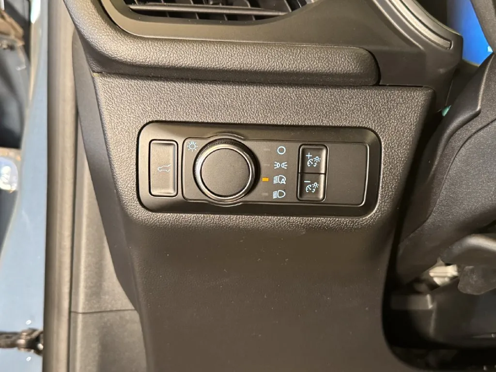 Ford Escape photo 18