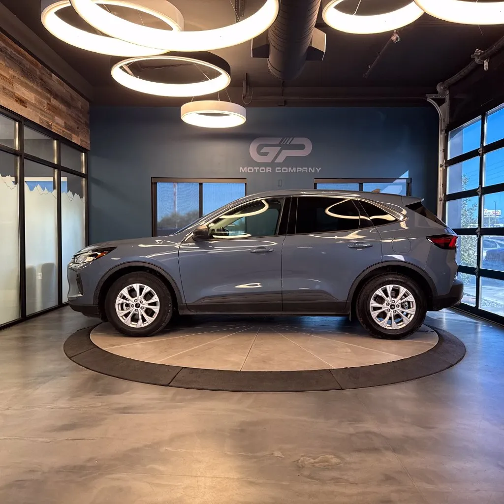 Ford Escape photo 6