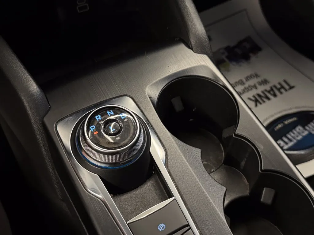 Ford Escape photo 16