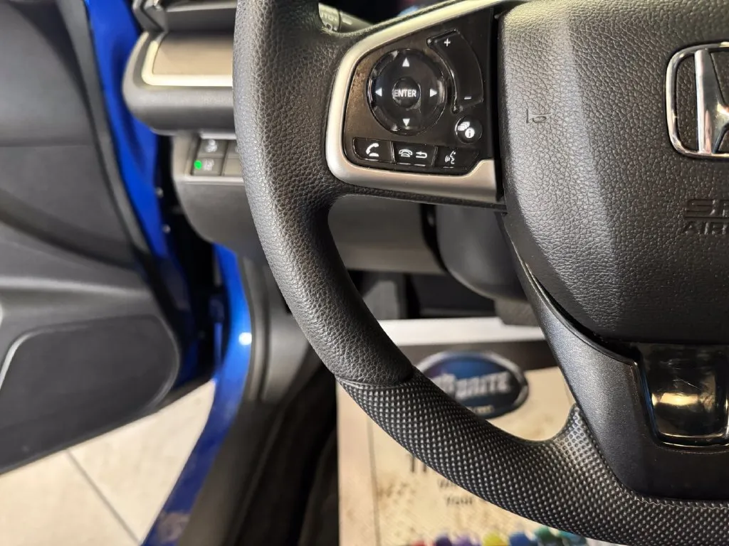Honda Civic photo 11