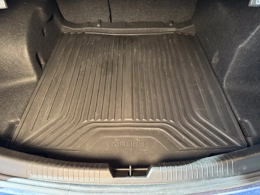 Chevrolet Malibu photo 22