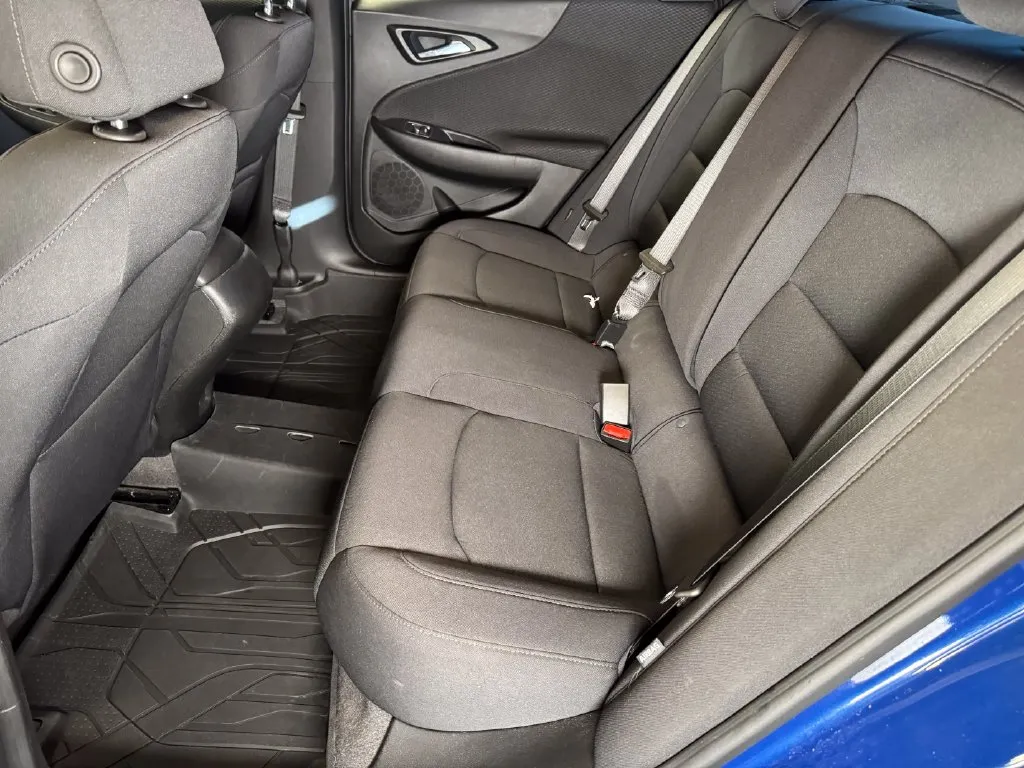 Chevrolet Malibu photo 21