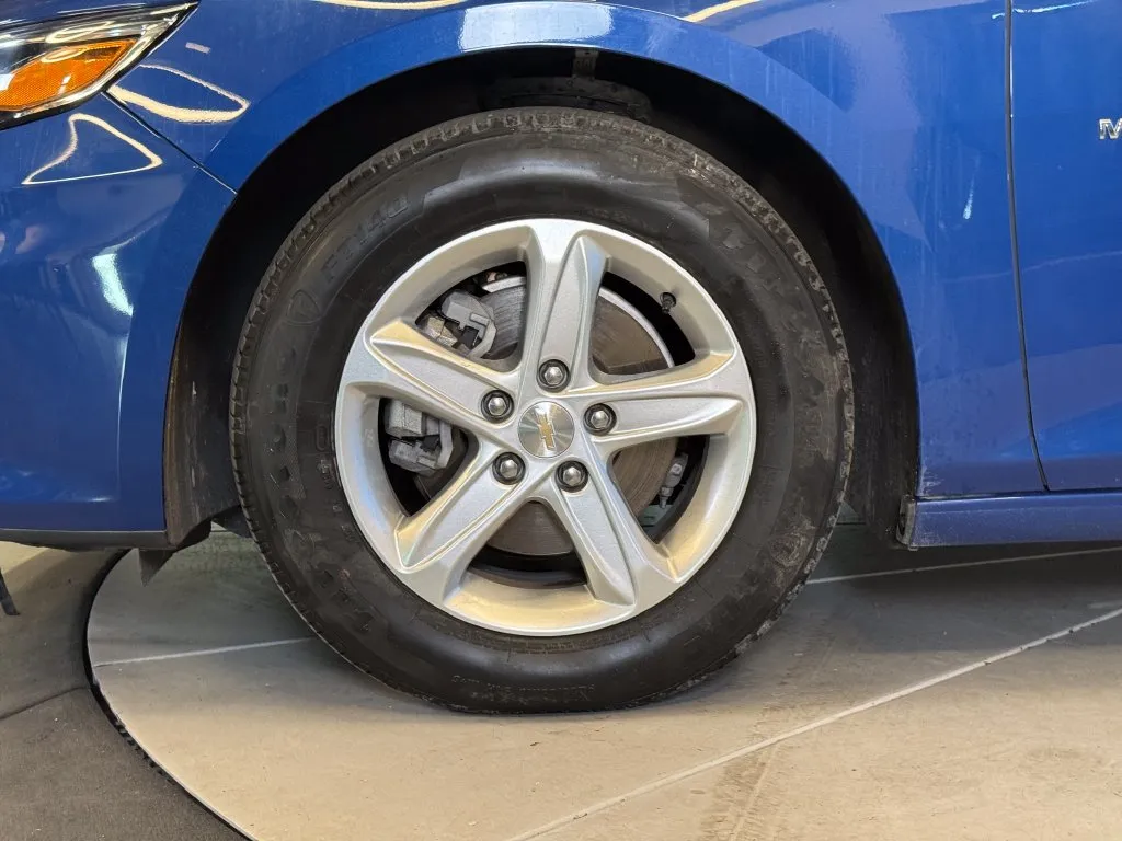 Chevrolet Malibu photo 25