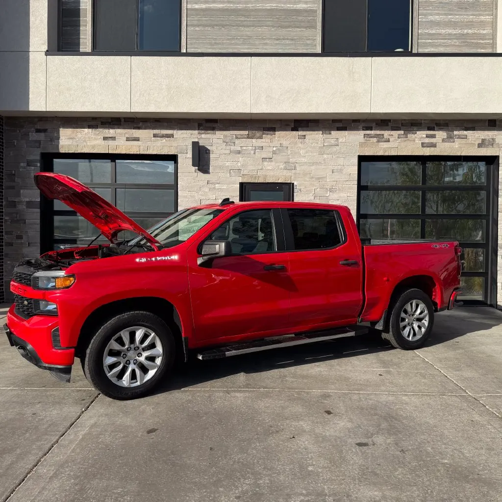 Chevrolet Silverado photo 23