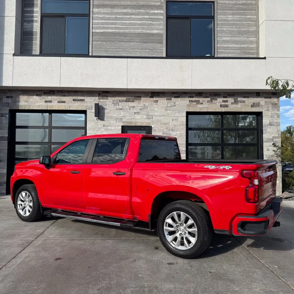 Chevrolet Silverado photo 5